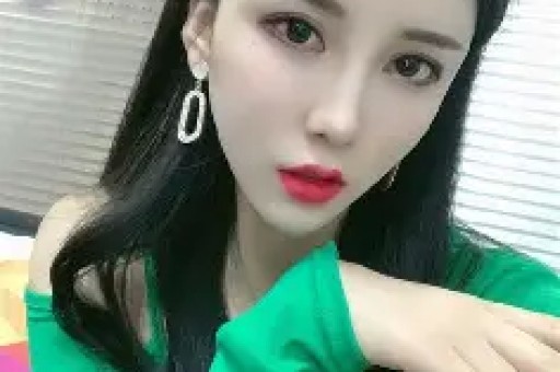 白冰被全网禁言！妻子江梦瑶曝其现状长期炫富无底线难怪塌房