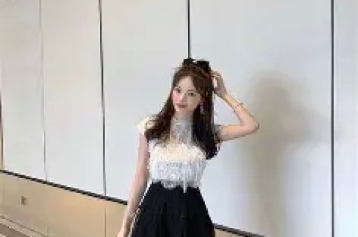 网红黄一鸣账号被封：从自曝未婚生女到遛狗冲突网红生涯大翻车